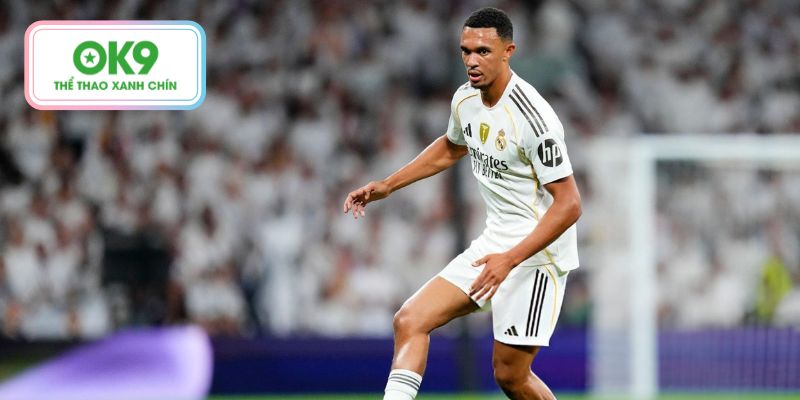 Alexander-Arnold chấn thương ngay trận ra mắt Real Madrid 3 Alexander-Arnold gặp khởi đầu đầy khó khăn trong màu áo Real Madrid