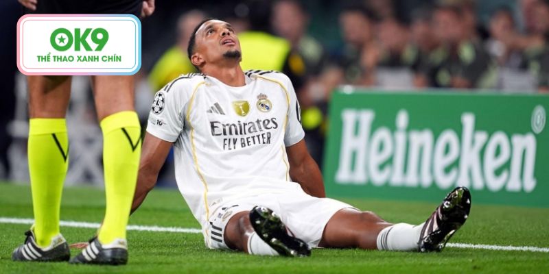 Alexander-Arnold chấn thương ngay trận ra mắt Real Madrid 2 Trent Alexander-Arnold sẽ vắng mặt trên sân cỏ trong khoảng hai tháng